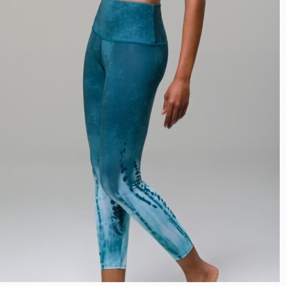Onzie Flow Tie Dye Blue Ocean Ombre High Rise Midi Leggings Size XS - Picture 10 of 10